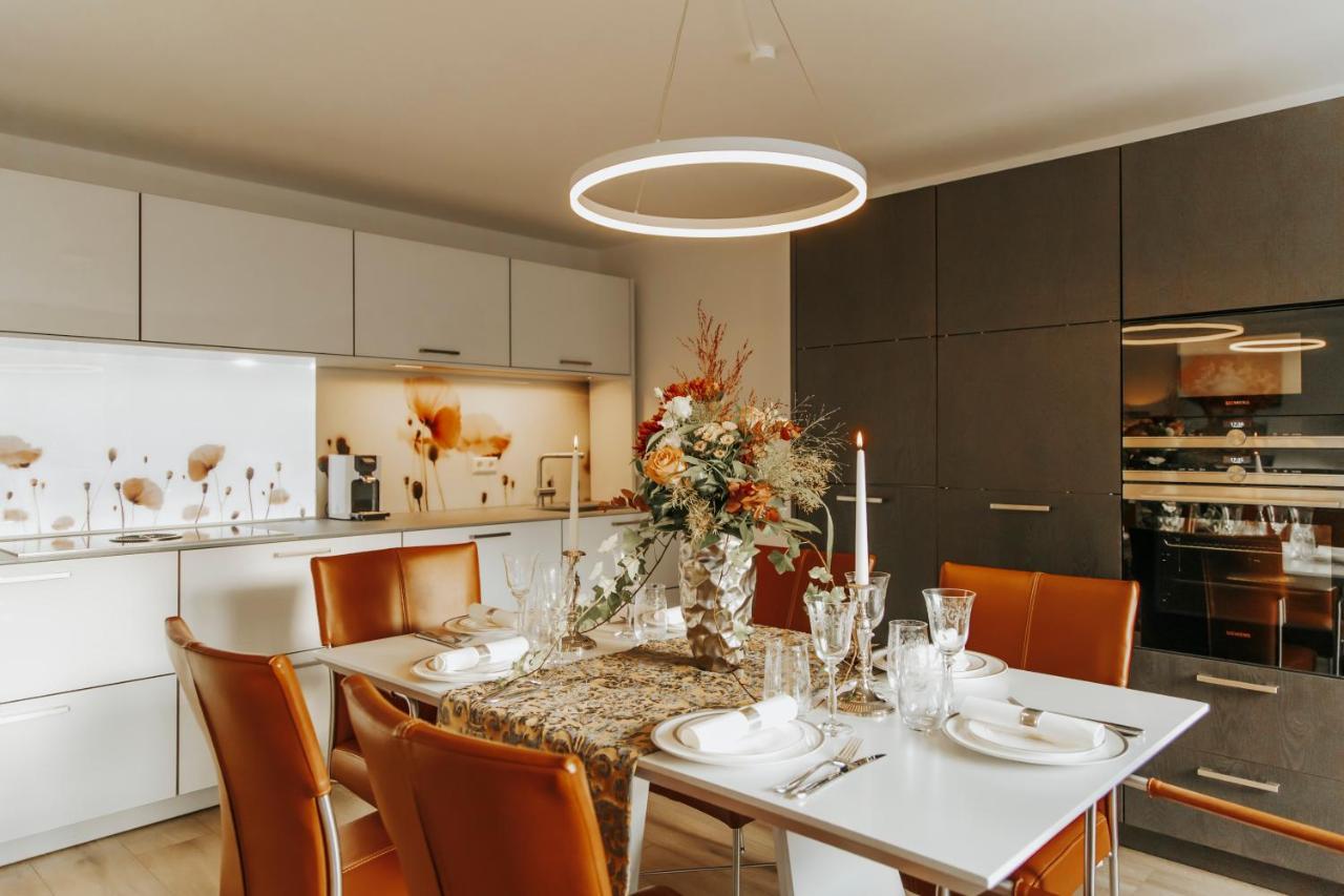 BlumenRaum - Ferienwohnung In Karlsruhe Luaran gambar