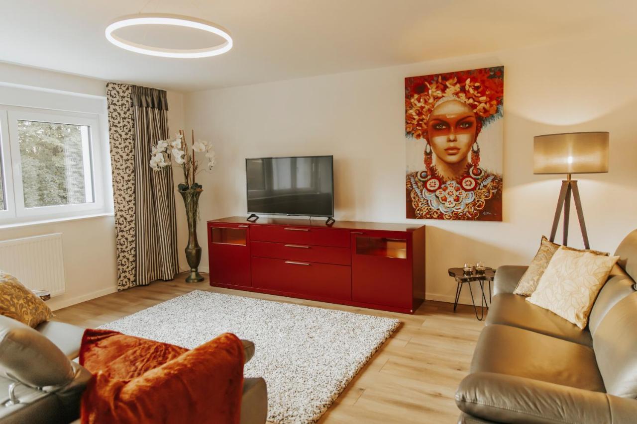 BlumenRaum - Ferienwohnung In Karlsruhe Luaran gambar